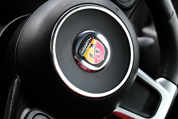 A Comprehensive Guide to Selling a Fiat Abarth 595